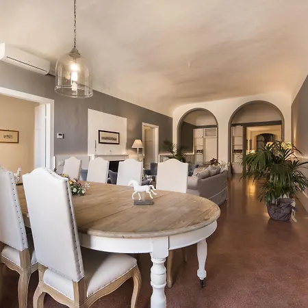 بيت ضيافة La Terrazza Sul Campo-rooms Only