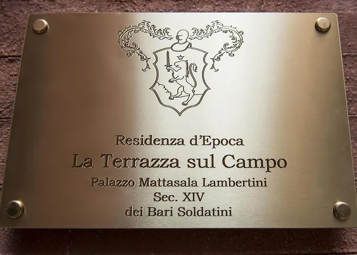 Гостевой дом La Terrazza Sul Campo-rooms Only Сиена