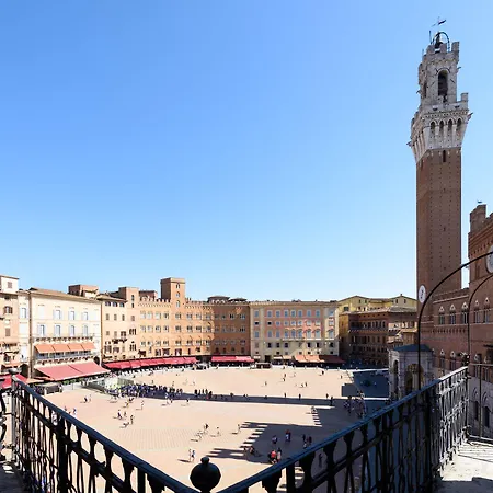 La Terrazza Sul Campo-rooms Only Pensjonat